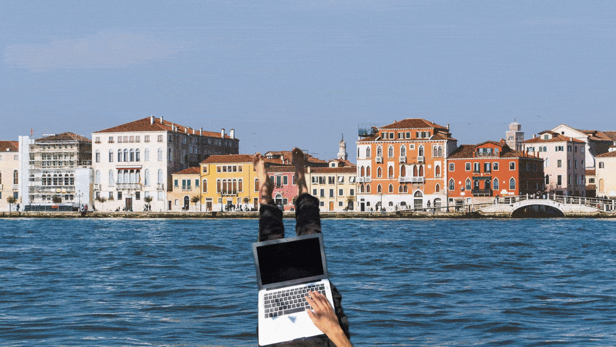 Momcilo in piyama around the world